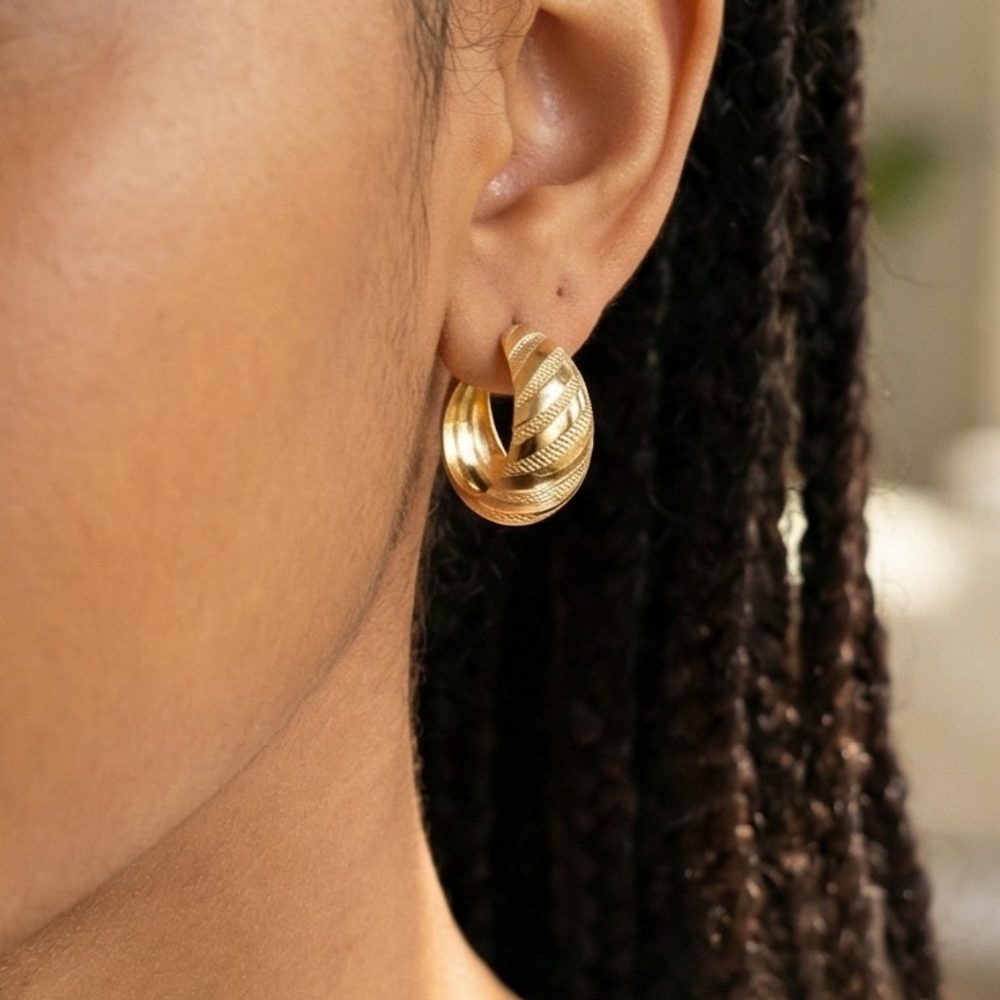 2 Pairs Gold Hoops Earrings
